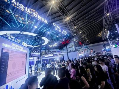 WAIC 2025超擎數(shù)智圓滿收官 AI全棧技術(shù)火爆出圈，定義網(wǎng)絡技術(shù)新范式